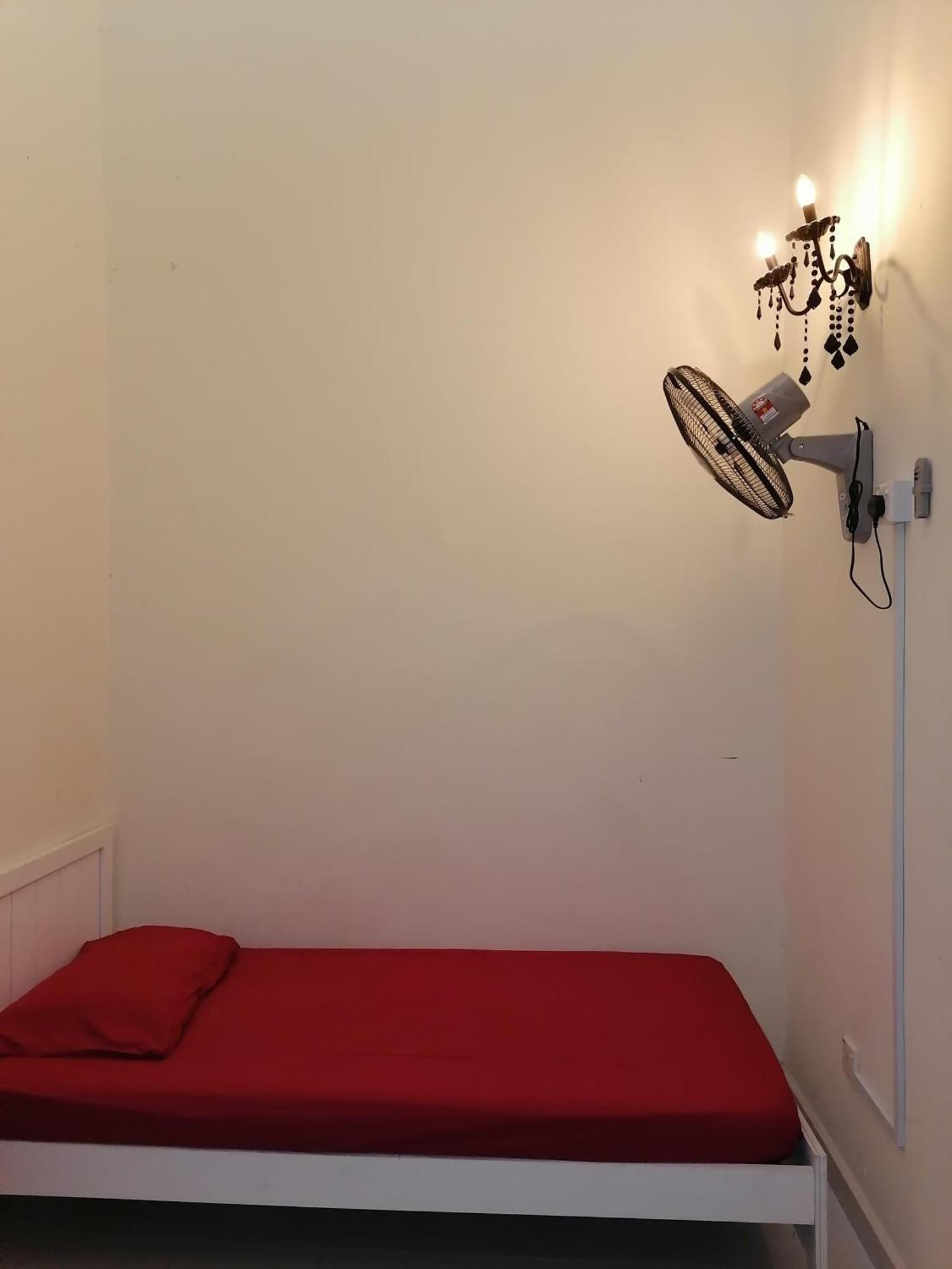 d KAMAR Homestay @Desaru Kangkar Chemaran Bagian luar foto